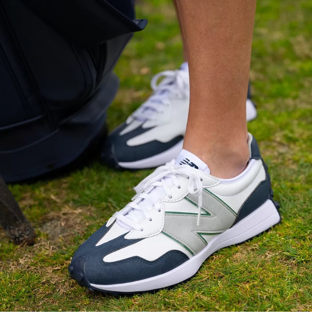 New Balance & CALIA Women's 327 Golf Shoes size 8.5 worn once